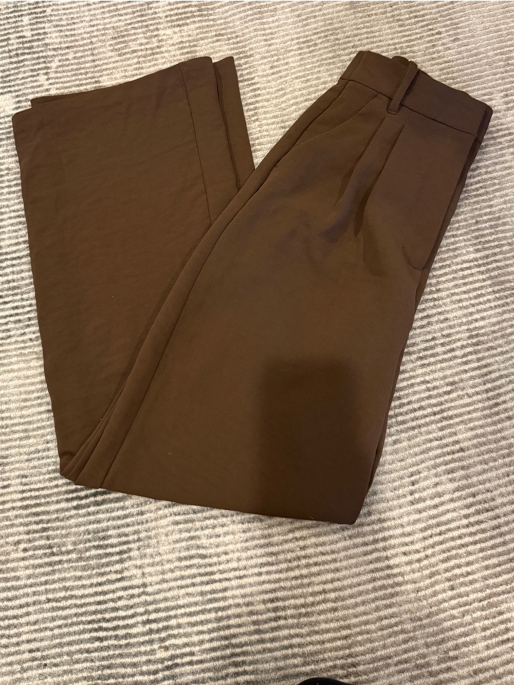Abercrombie & Fitch High-Rise Wide-Leg Pants - Chocolate Brown Crepe Sloan Pants - Picture 3 of 4